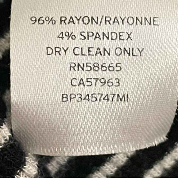 BP Deep V Neck Faux Wrap Draped Short Sleeve Striped Blouse Black White SZ Large - Picture 9 of 12